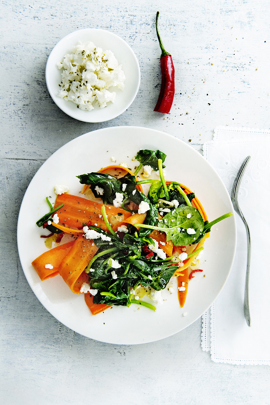 Wortelpapardelle met pittige spinazie en feta